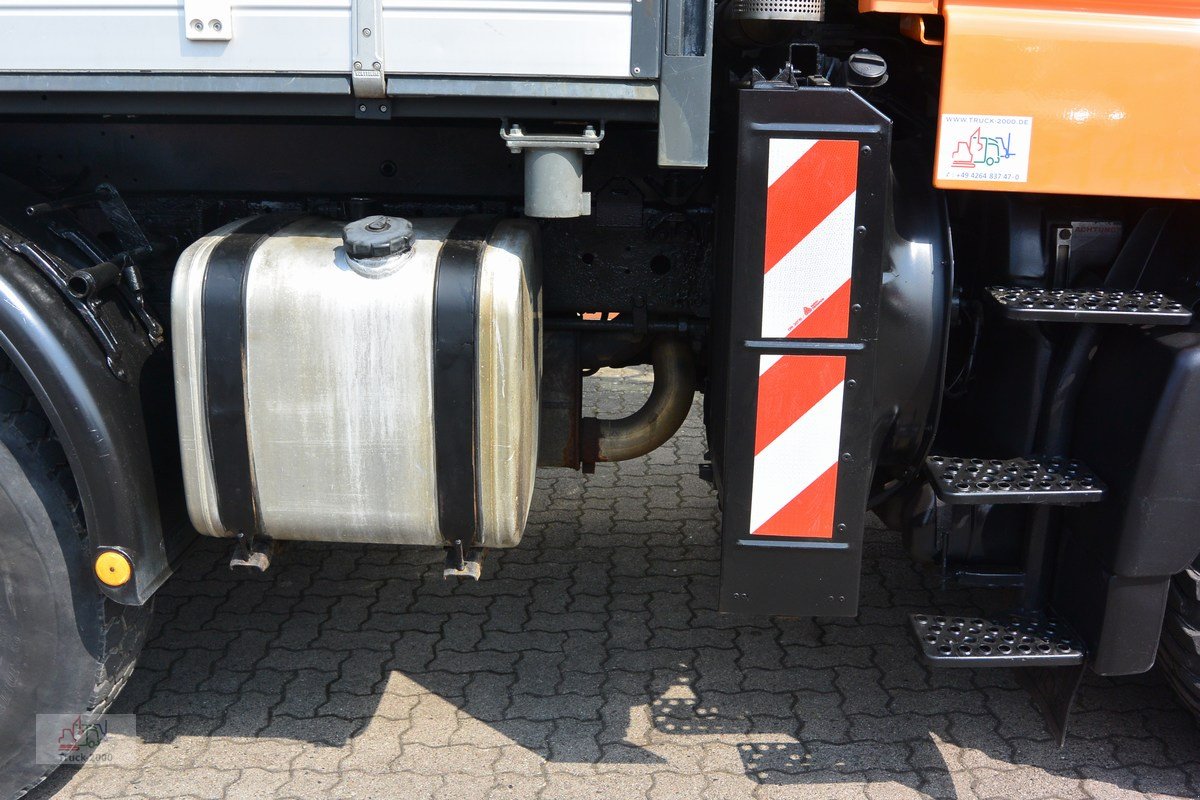 Unimog del tipo Mercedes-Benz U 400 4 x 4 Mulag Teleskopausleger + Zapfwelle, Gebrauchtmaschine In Sottrum (Immagine 23)