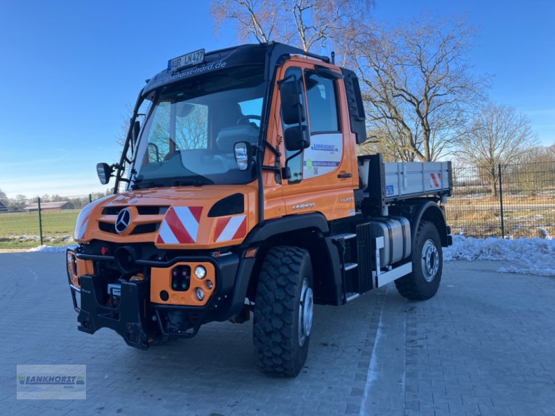 Unimog Türe ait Mercedes-Benz U 427, Gebrauchtmaschine içinde Aurich (resim 1)