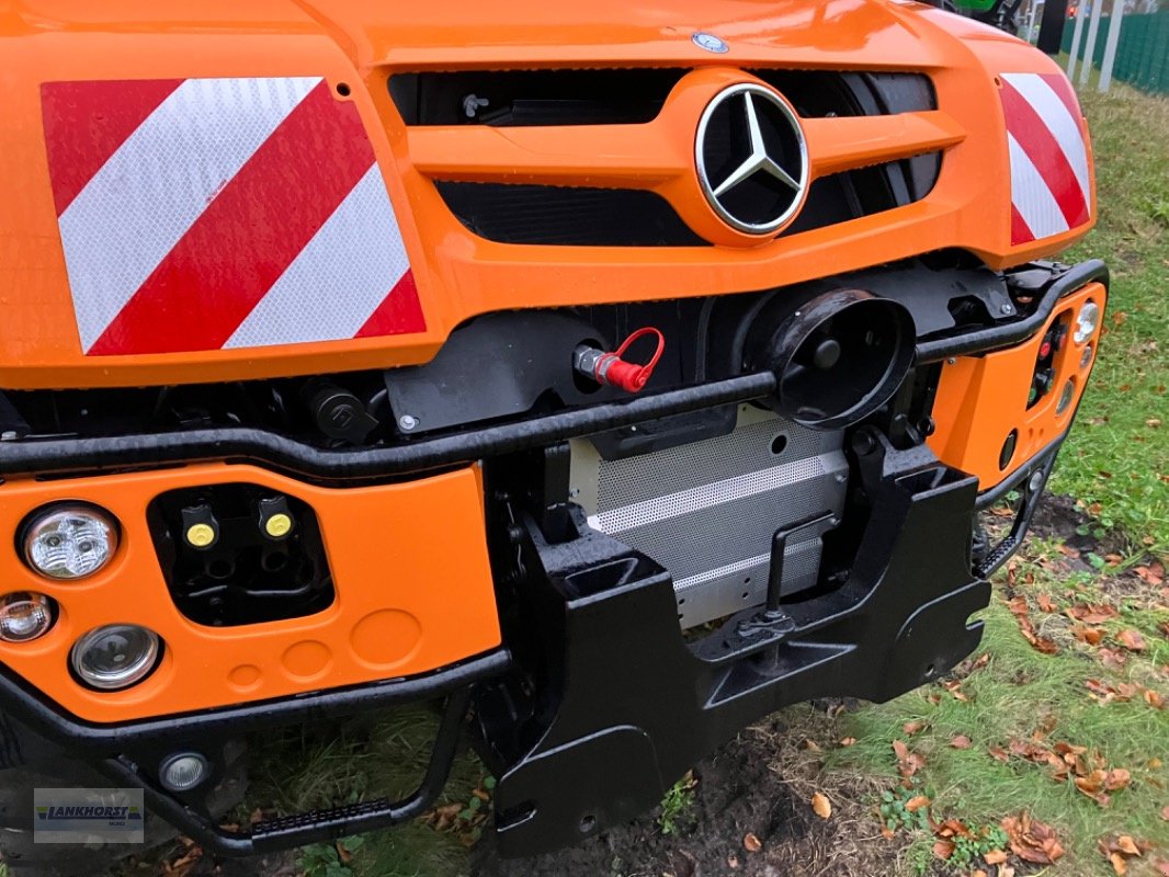 Unimog typu Mercedes-Benz U 427, Neumaschine v Aurich (Obrázok 3)