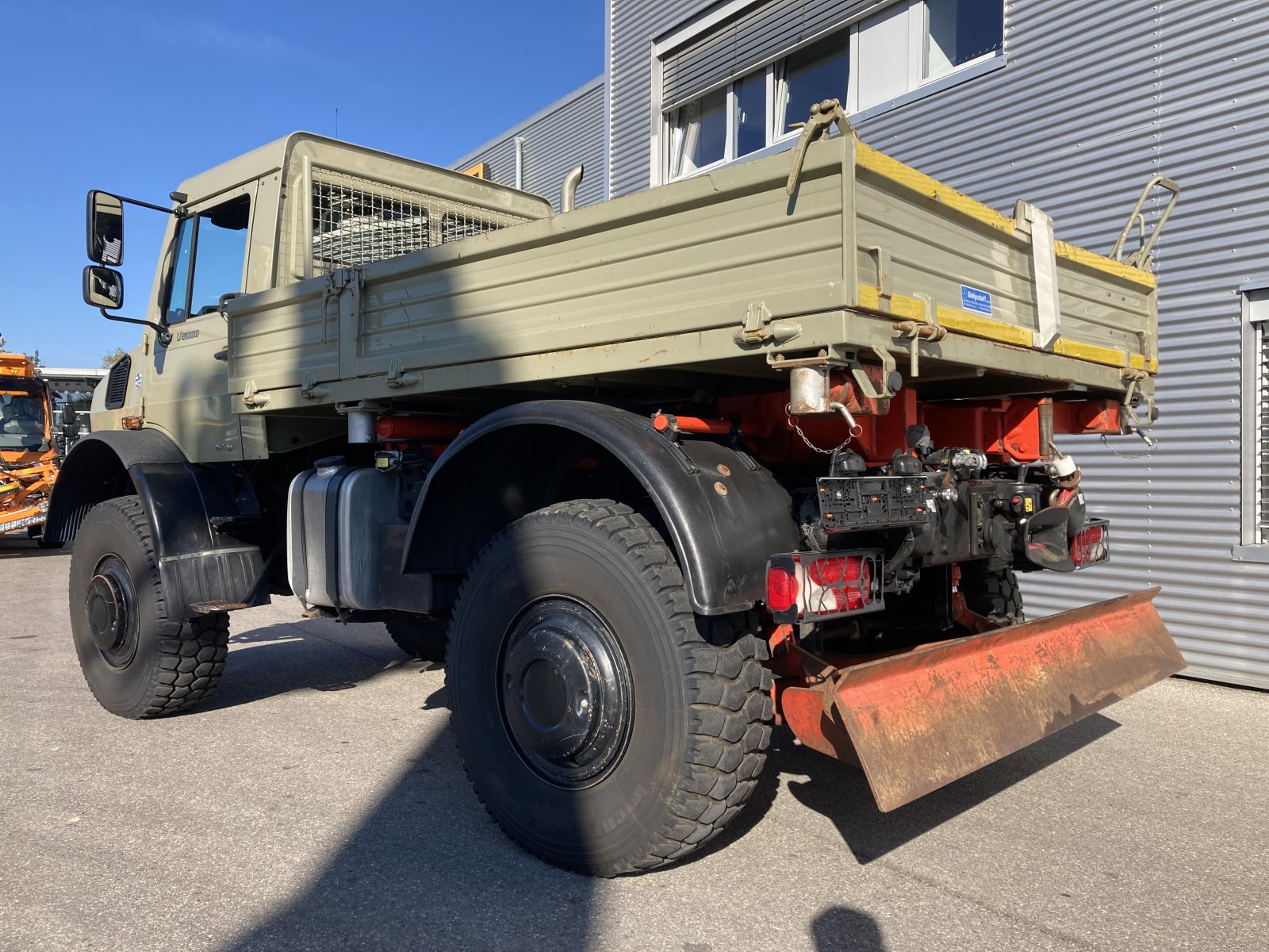 Unimog от тип Mercedes-Benz U 5000 mit Seilwinde und Bergstütze, Gebrauchtmaschine в Heimstetten (Снимка 8)