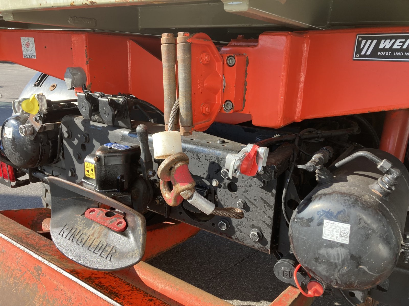 Unimog van het type Mercedes-Benz U 5000 mit Seilwinde und Bergstütze, Gebrauchtmaschine in Heimstetten (Foto 10)