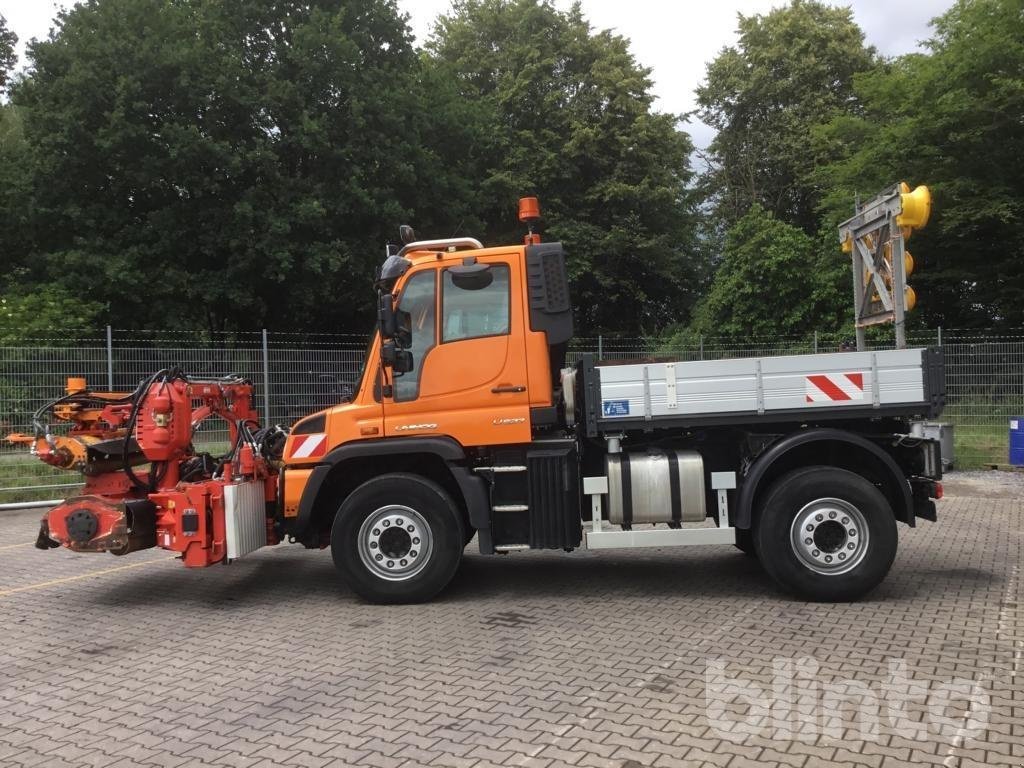 Unimog za tip Mercedes-Benz U 527, Gebrauchtmaschine u Düsseldorf (Slika 3)