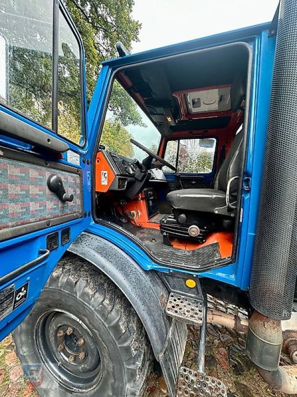 Unimog of the type Mercedes-Benz U1550L 437 HIAB 090 AW Kran 405/70R20 TÜV Bj. 95, Gebrauchtmaschine in Fitzen (Picture 11)