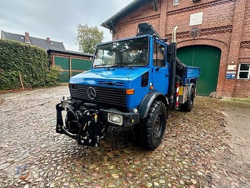 Unimog Türe ait Mercedes-Benz U1550L 437 HIAB 090AW Kran 405/70R20 TÜV Bj.95 39.900Netto, Gebrauchtmaschine içinde Fitzen