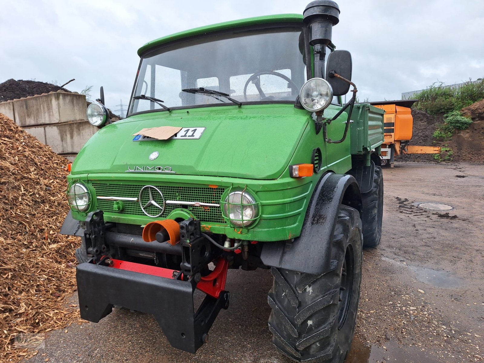 Unimog du type Mercedes-Benz Unimog 406, Gebrauchtmaschine en Thalmässing (Photo 2)