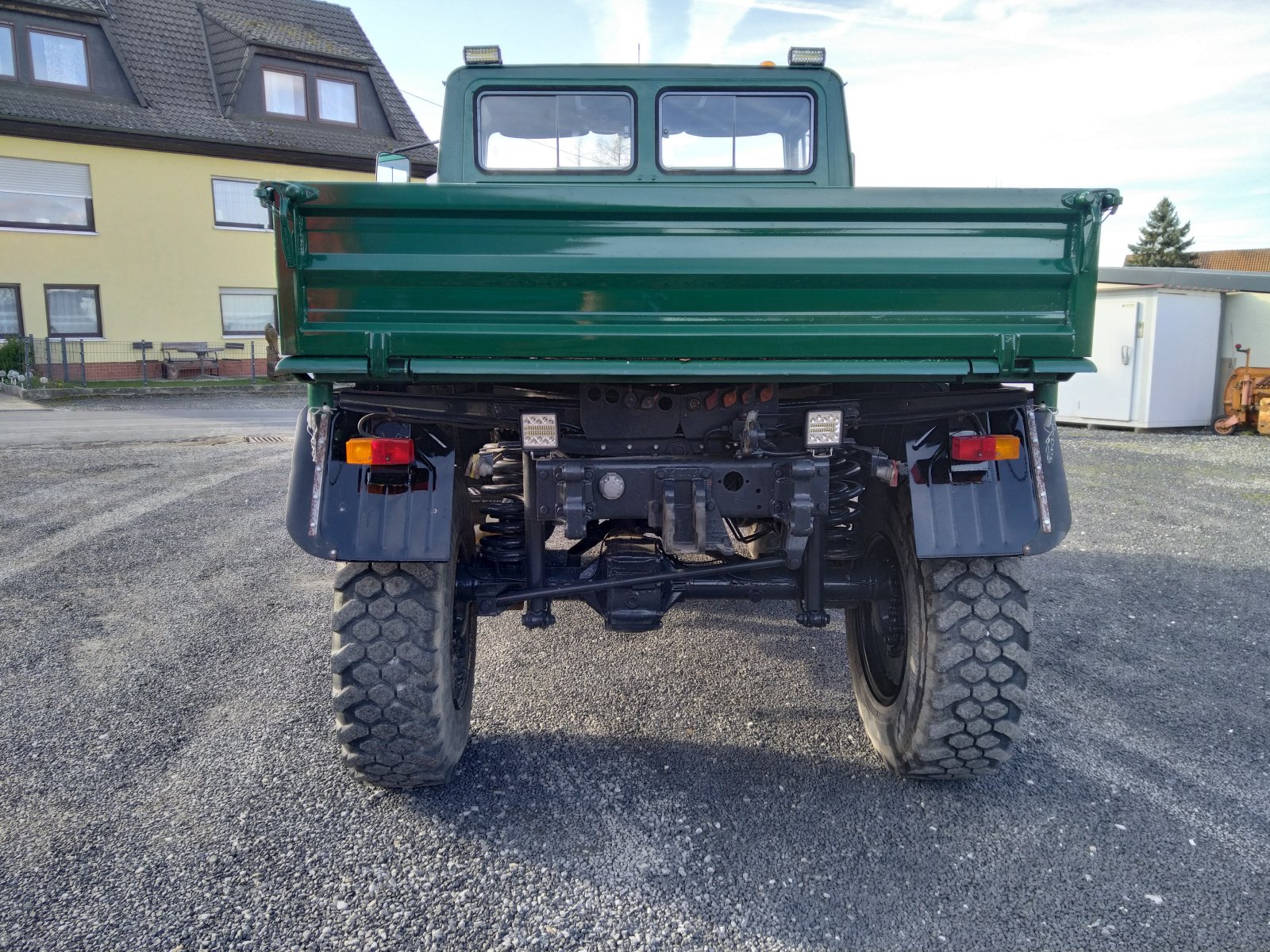 Unimog du type Mercedes-Benz Unimog 424, Gebrauchtmaschine en Zeitlofs (Photo 2)