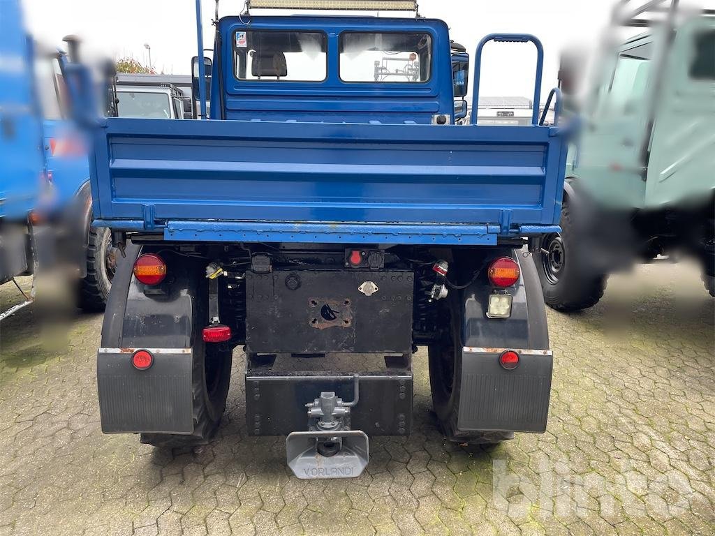 Unimog typu Mercedes-Benz Unimog 427/10, Gebrauchtmaschine w Düsseldorf (Zdjęcie 4)