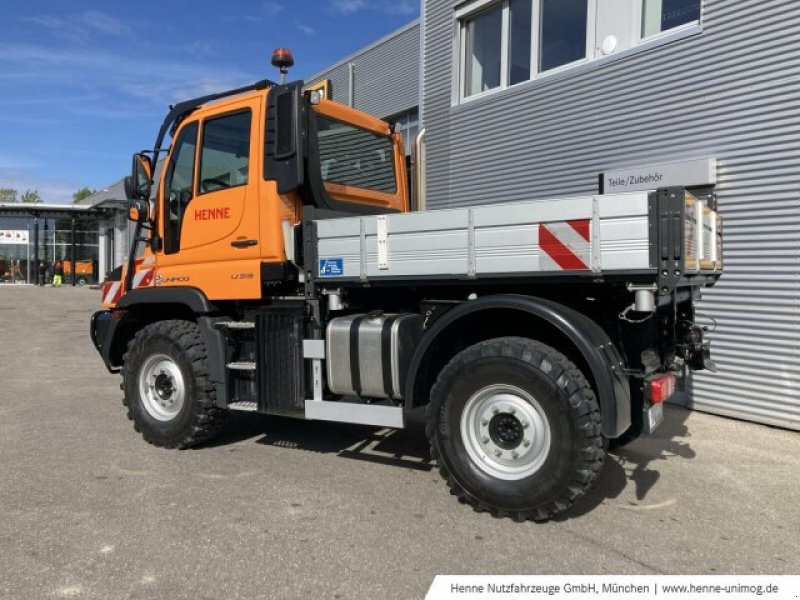 Unimog a típus Mercedes-Benz Unimog Geräteträger U319, Gebrauchtmaschine ekkor: Heimstetten (Kép 3)