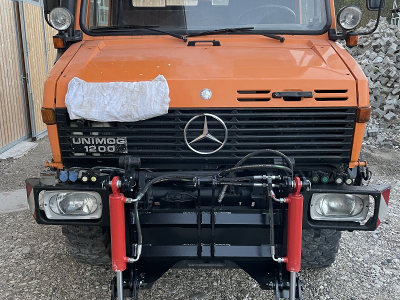 Unimog of the type Mercedes-Benz Unimog U 1200, Gebrauchtmaschine in Garmisch-Partenkirchen (Picture 1)