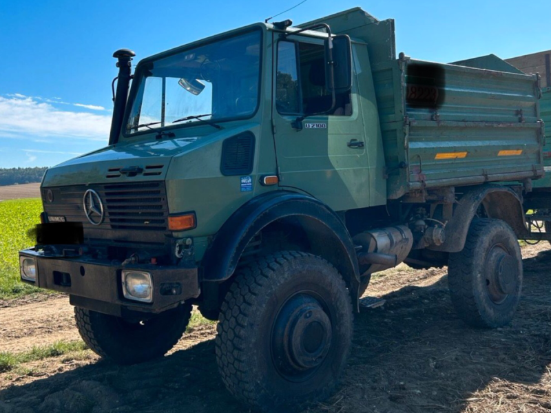 Unimog Türe ait Mercedes-Benz Unimog U 2100, Gebrauchtmaschine içinde Thyrnau (resim 1)