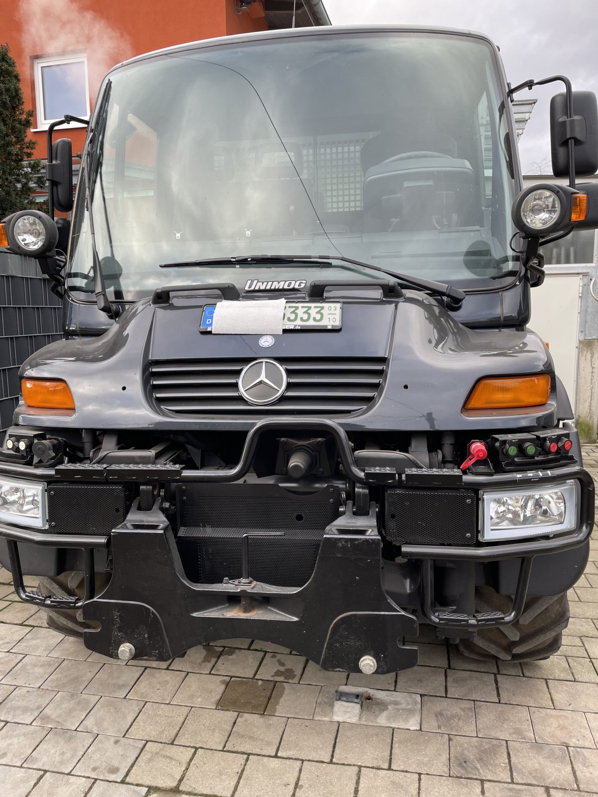 Unimog du type Mercedes-Benz Unimog U 300, Gebrauchtmaschine en Sinzing (Photo 3)