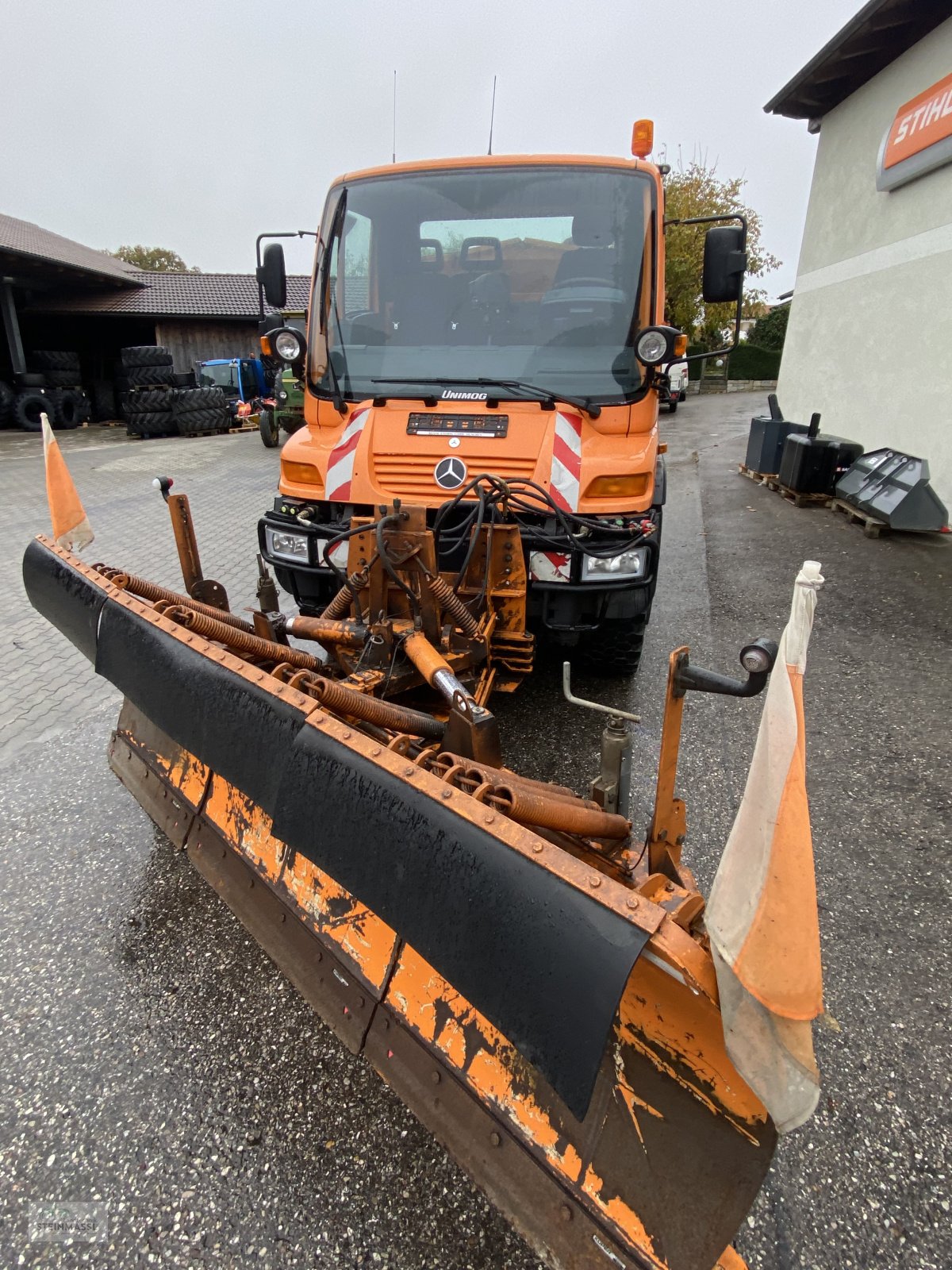 Unimog du type Mercedes-Benz Unimog U 400, Gebrauchtmaschine en Petting (Photo 3)