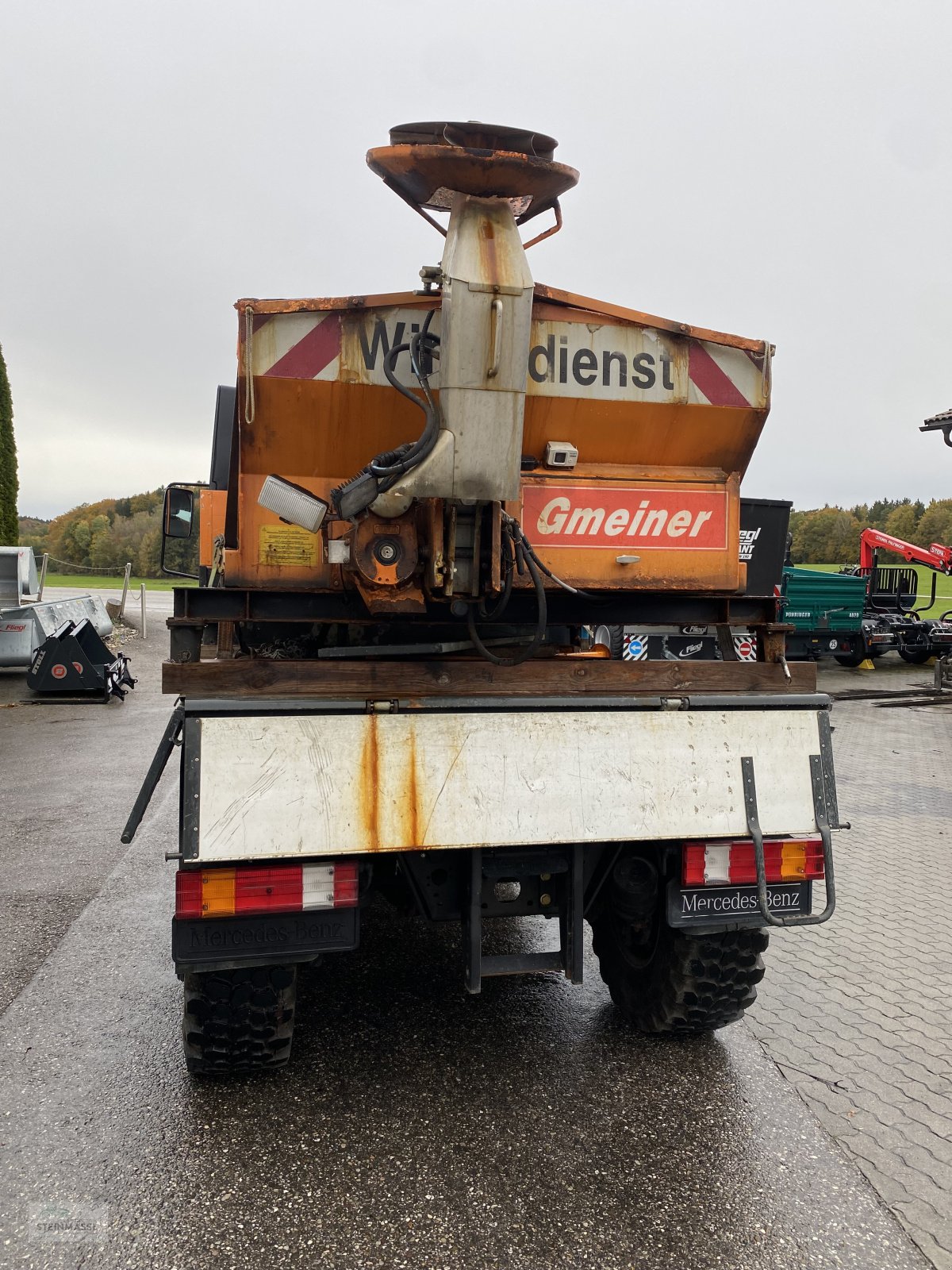 Unimog du type Mercedes-Benz Unimog U 400, Gebrauchtmaschine en Petting (Photo 5)