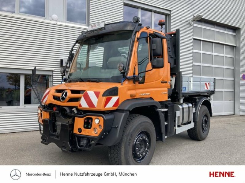 Unimog Türe ait Mercedes-Benz Unimog U 535, Gebrauchtmaschine içinde Heimstetten (resim 1)