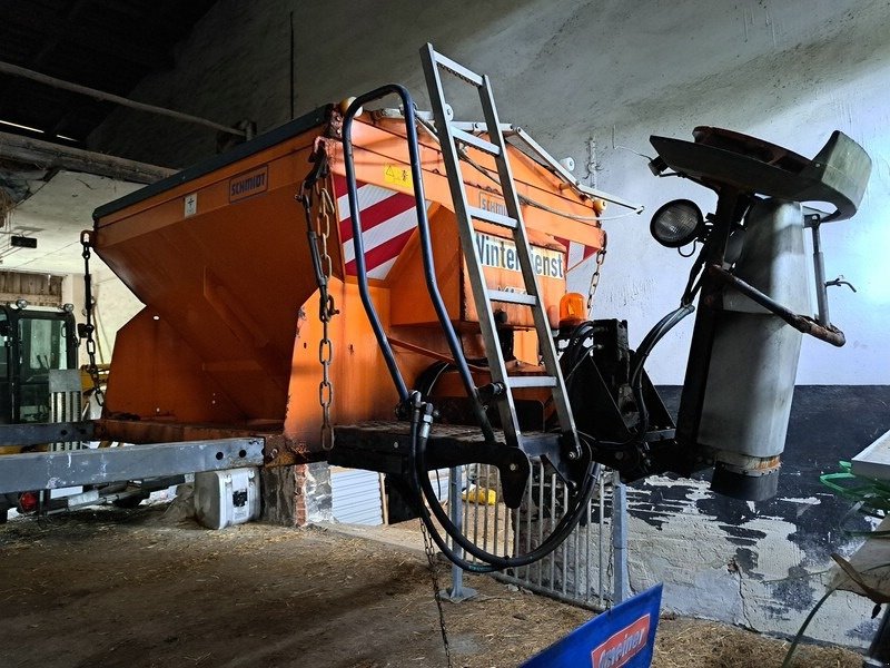 Unimog des Typs Mercedes-Benz UNIMOG U20, Gebrauchtmaschine in Gutzkow (Bild 11)