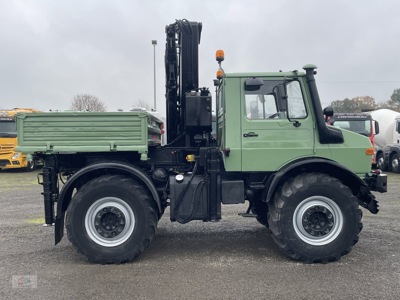 Unimog типа Mercedes-Benz Unimog U437 4x4 mit Hiab Kran + Zapfwelle + AHK 29 t., Gebrauchtmaschine в Sottrum (Фотография 11)