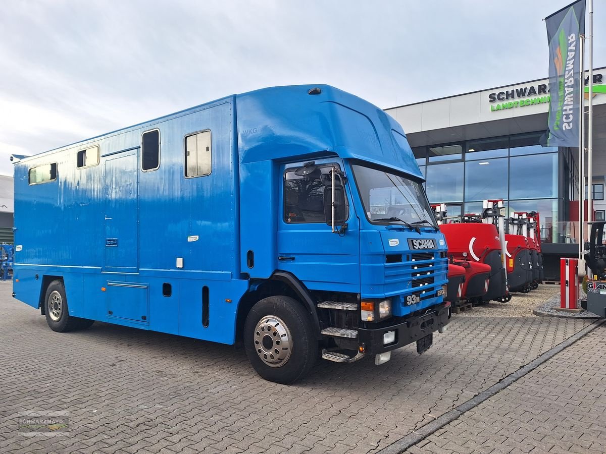 Unimog typu Scania 93M 220 Pferdetransporter, Gebrauchtmaschine v Aurolzmünster (Obrázek 1)