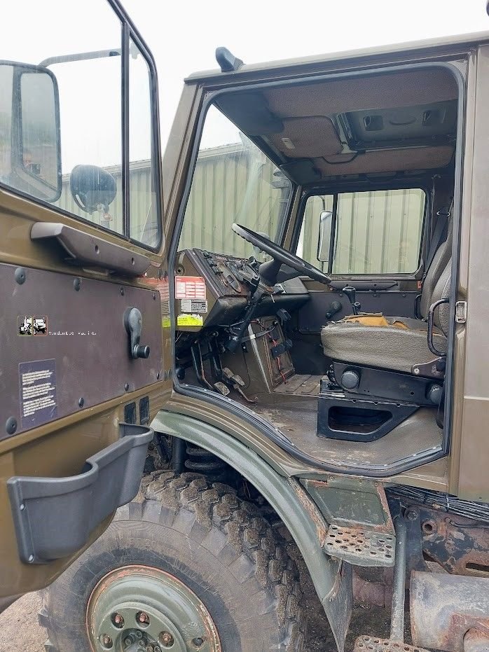 Unimog van het type Sonstige Mercedes Benz Unimog Mercedes Benz Unimog 1600, Gebrauchtmaschine in Odiliapeel (Foto 9)