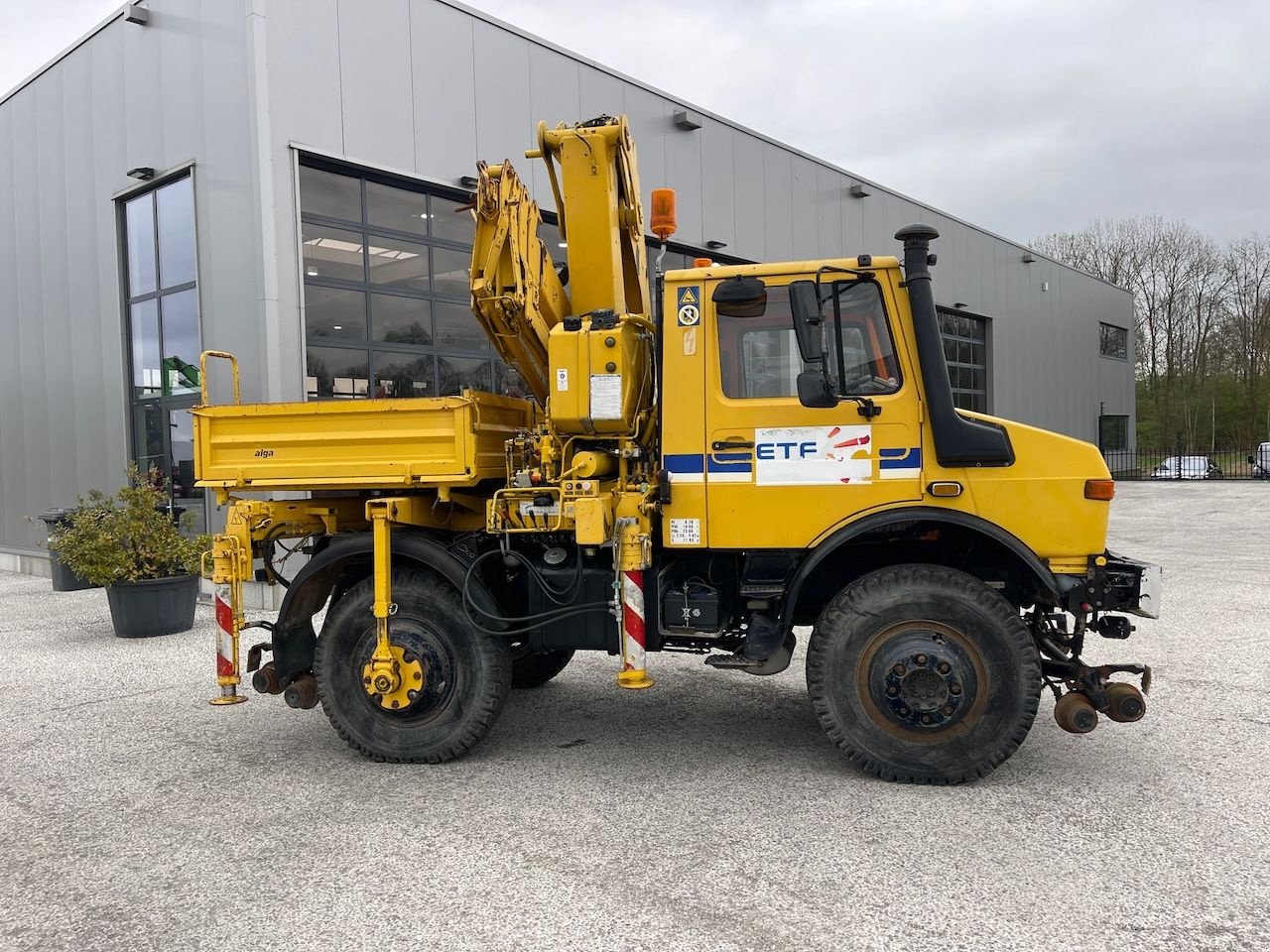 Unimog of the type Sonstige Unimog 1600 ZW Turbo Rail met kraan, Gebrauchtmaschine in Holten (Picture 3)