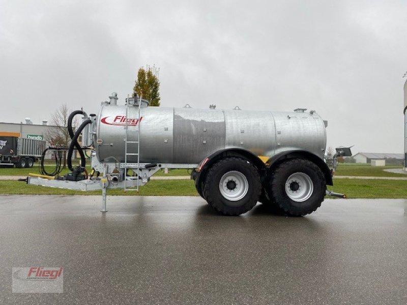 Vakuumfass des Typs Fliegl VFW 18000l Alphaline Tandem, Neumaschine in Mühldorf (Bild 2)