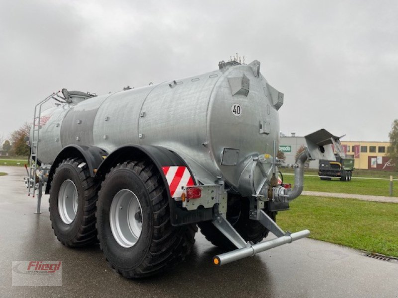 Vakuumfass van het type Fliegl VFW 18000l Alphaline Tandem, Neumaschine in Mühldorf (Foto 4)