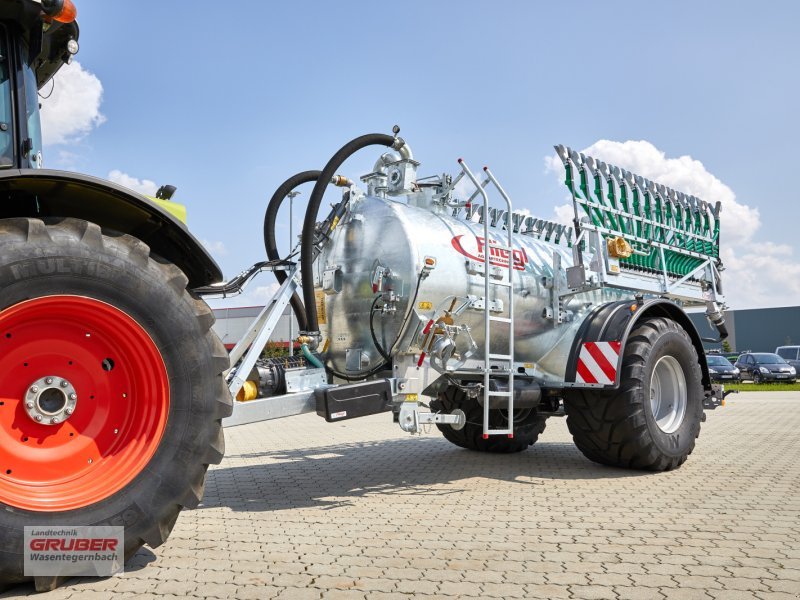 Vakuumfass of the type Fliegl VFW 8600 JUMBO Line inkl. SKATE 120, Neumaschine in Dorfen (Picture 1)