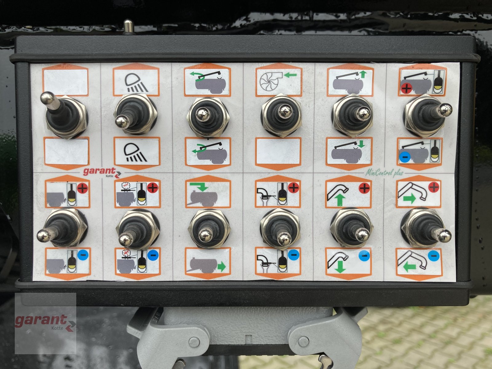 Vakuumfass del tipo Garant Kotte TAV 28, Neumaschine en Rieste (Imagen 22)