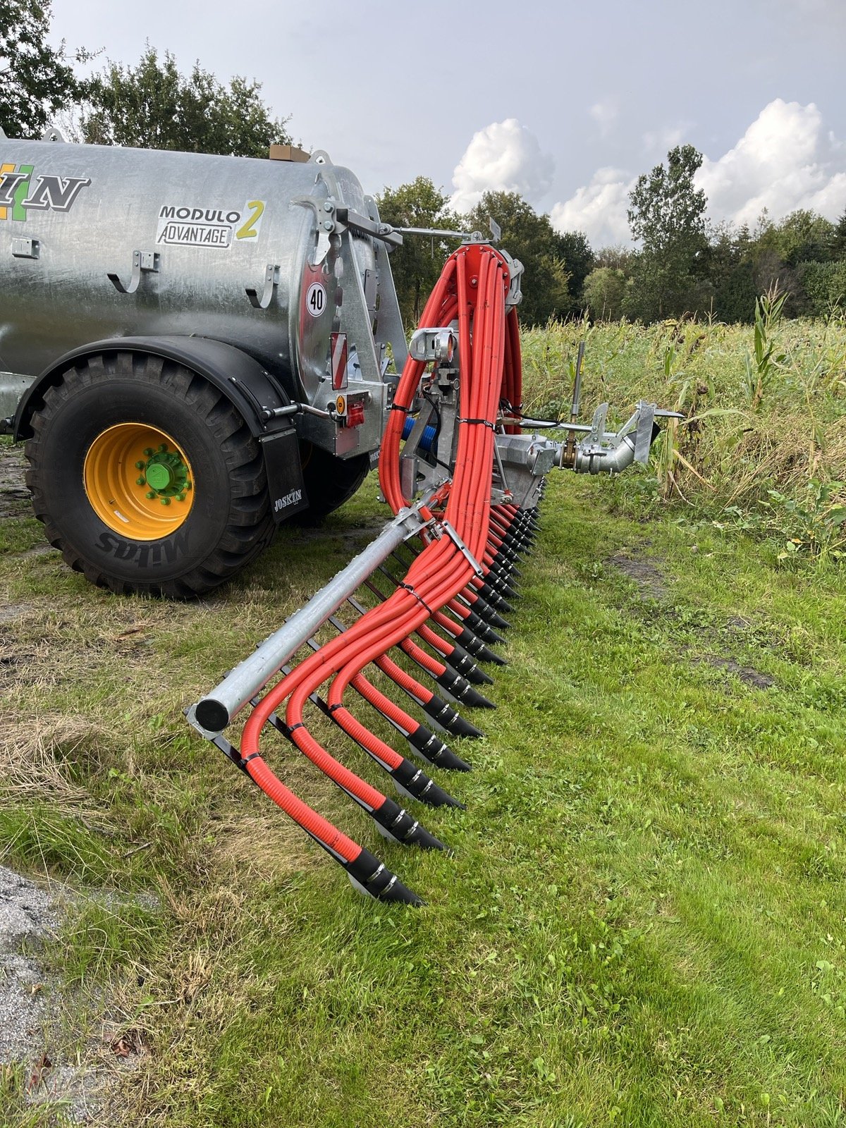 Vakuumfass van het type Joskin Modulo 2 10000l mit Mastek Schleppschuh 7,5m Vorführer, Neumaschine in Südbrookmerland (Foto 7)