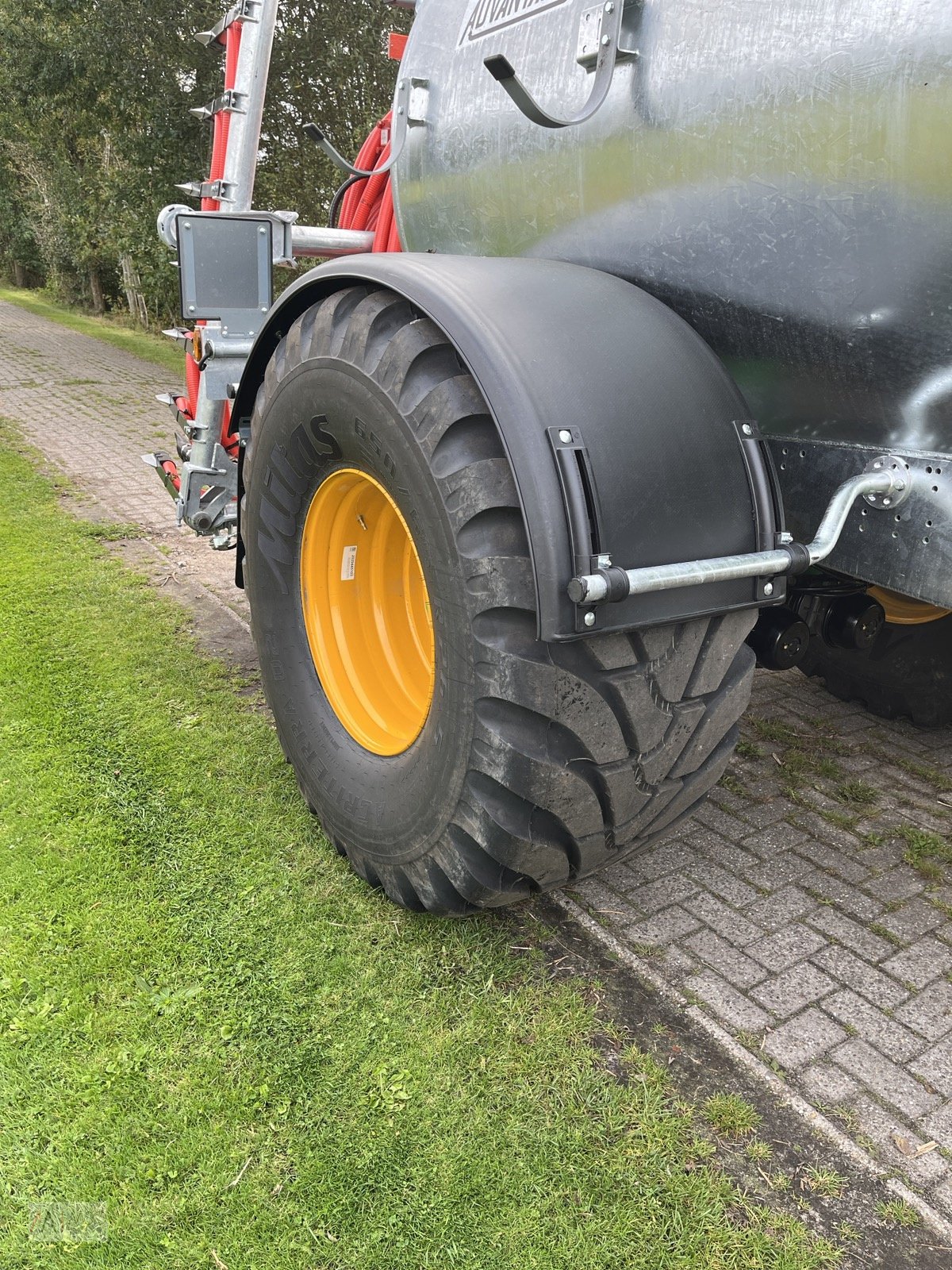 Vakuumfass Türe ait Joskin Modulo 2 10000l mit Mastek Schleppschuh 7,5m Vorführer, Neumaschine içinde Südbrookmerland (resim 8)