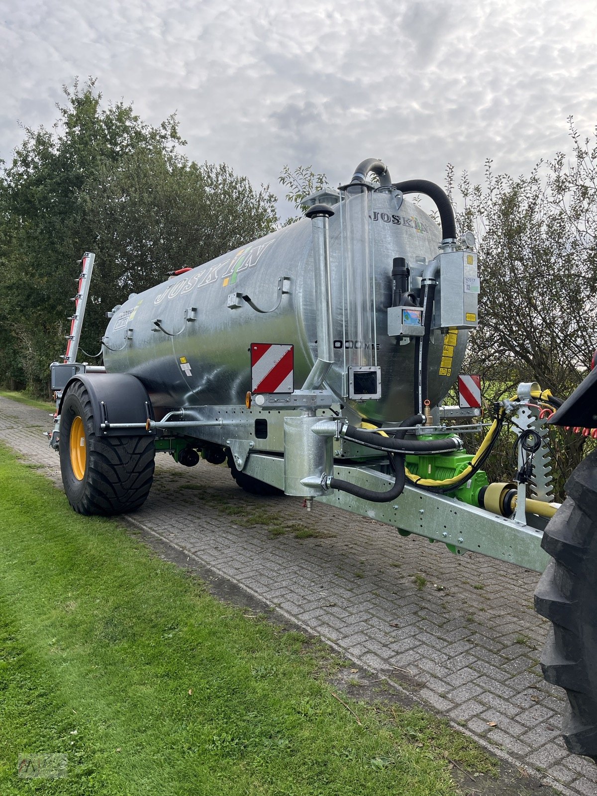 Vakuumfass Türe ait Joskin Modulo 2 10000l mit Mastek Schleppschuh 7,5m Vorführer, Neumaschine içinde Südbrookmerland (resim 12)