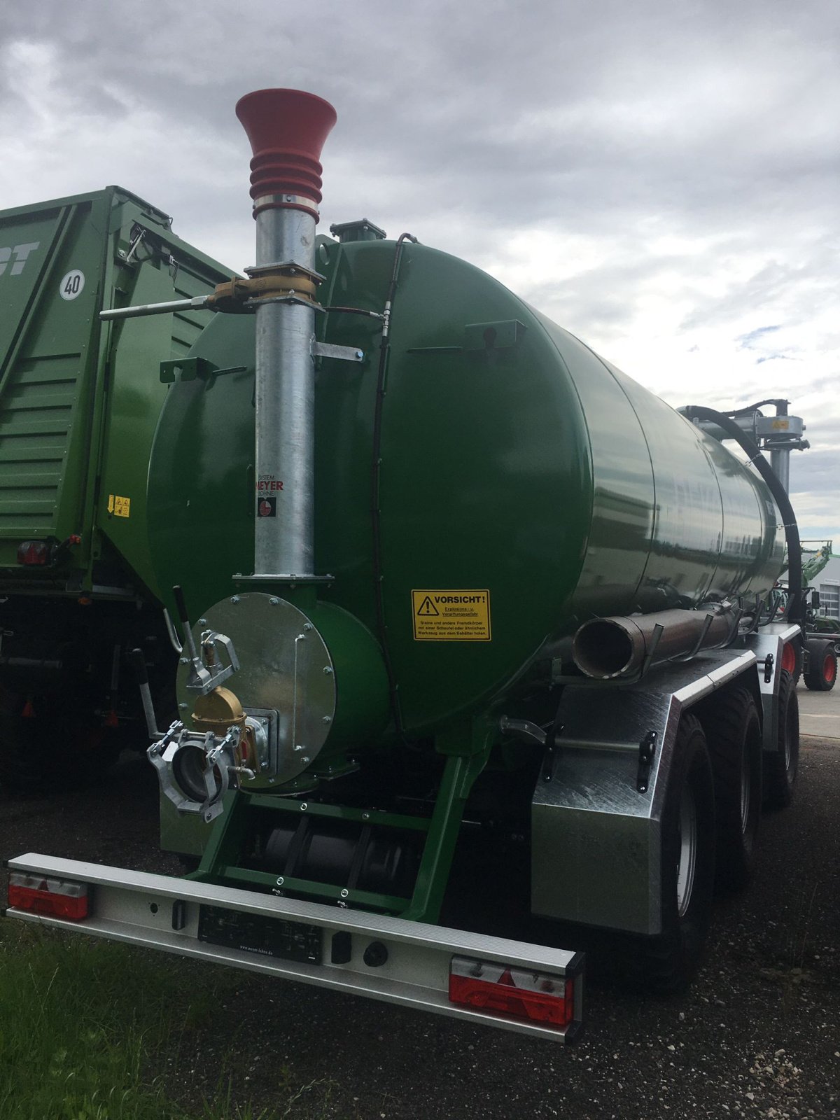 Vakuumfass van het type Meyer-Lohne Rekordia Cargo 25.000 Ltr., Neumaschine in Bevern (Foto 3)