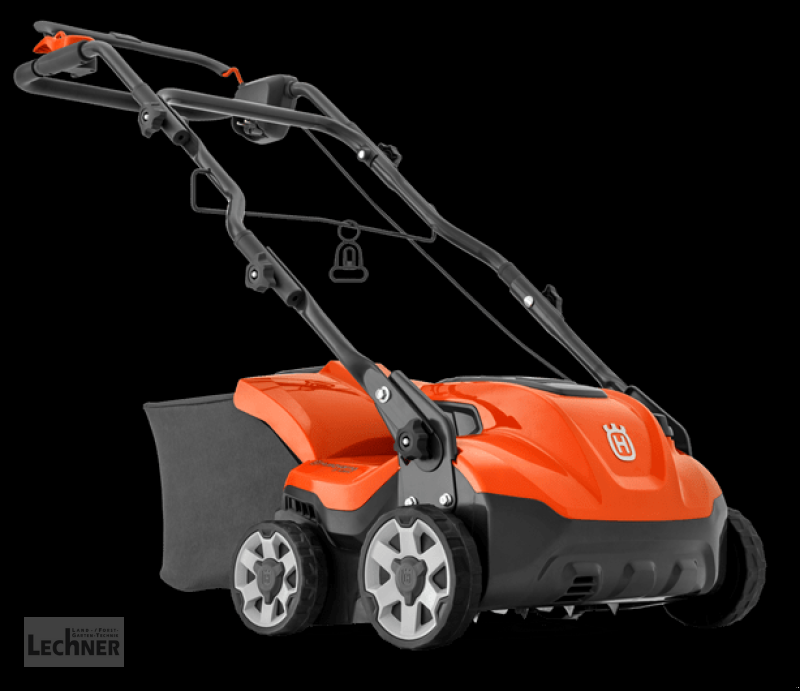 Vertikutierer Türe ait Husqvarna Elektro-Vertikutierer S 138C – 230 Volt, Neumaschine içinde Bad Abbach-Dünzling (resim 3)