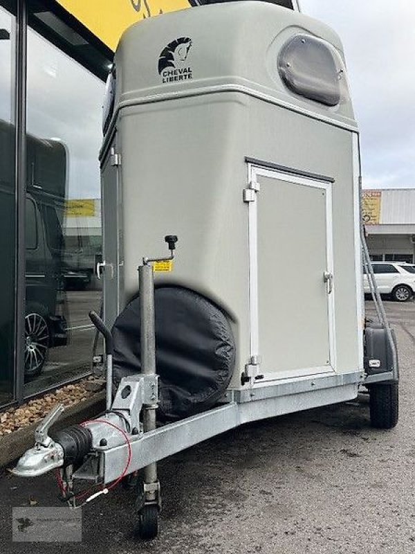 Viehanhänger типа Cheval Liberte Cheval Liberte ALUBODEN  SK  2t.  2-Pferdeanhänger, Gebrauchtmaschine в Gevelsberg (Фотография 1)