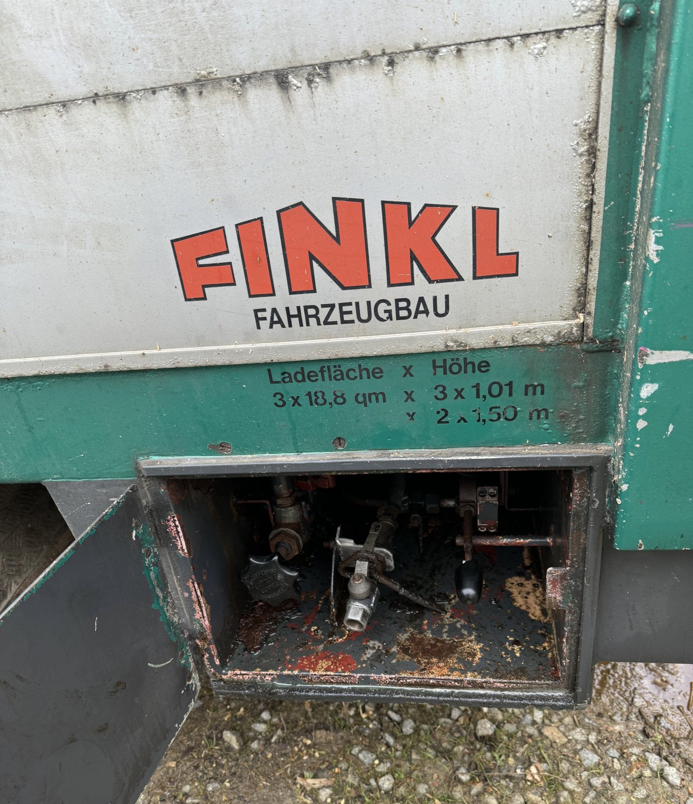 Viehanhänger tip Finkl Viehtransporter, Gebrauchtmaschine in Leiblfing (Poză 2)