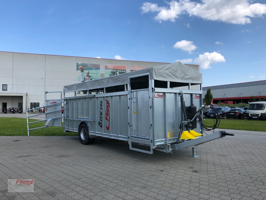 Viehanhänger van het type Fliegl TTW 100, Neumaschine in Mühldorf (Foto 6)