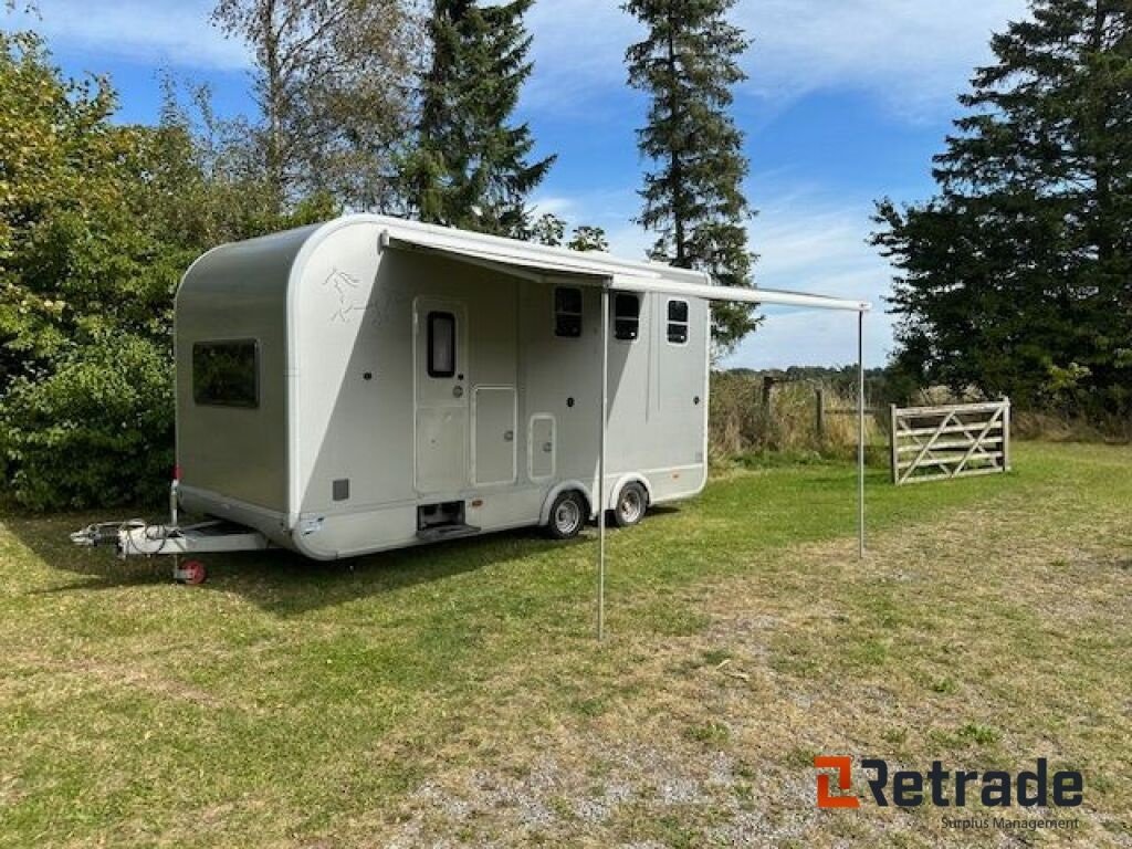 Viehanhänger of the type Ifor Williams Eventa L Gold Heste Trailer, Gebrauchtmaschine in Rødovre (Picture 1)