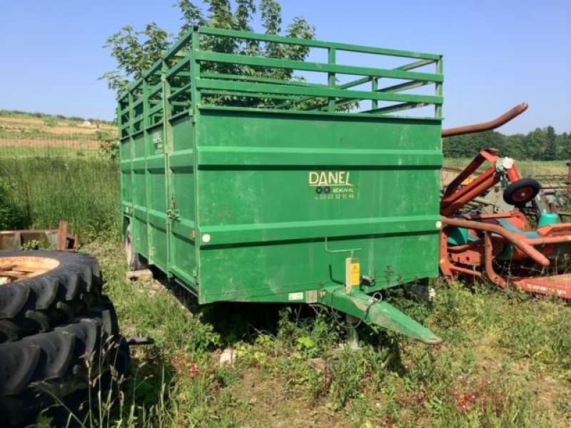 Viehanhänger du type Sonstige 4M, Gebrauchtmaschine en les hayons (Photo 2)