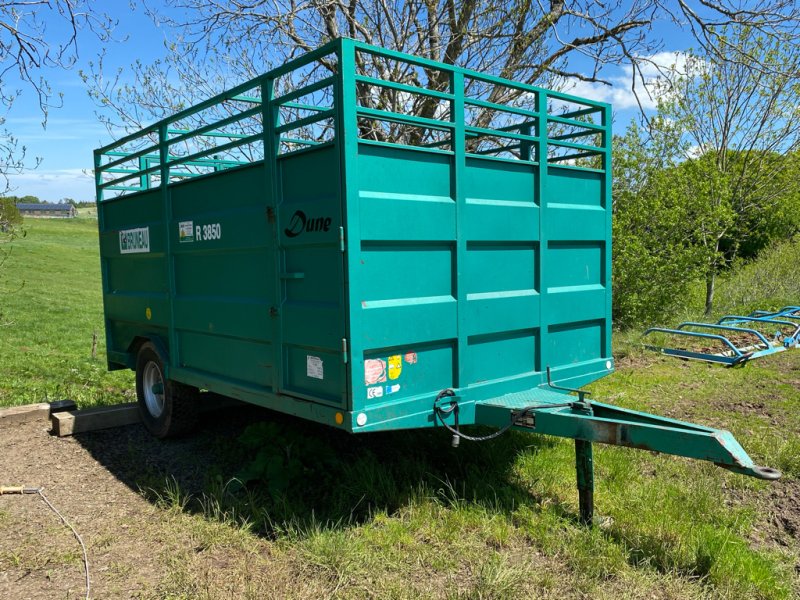 Viehanhänger du type Sonstige R3850, Gebrauchtmaschine en SAINT FLOUR (Photo 1)