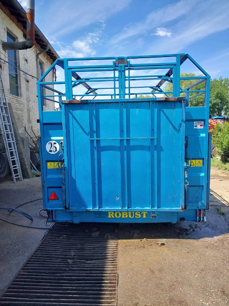 Viehanhänger tip Sonstige R450B, Gebrauchtmaschine in MANDRES-SUR-VAIR (Poză 4)