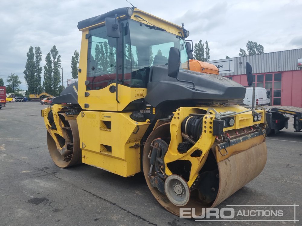 Walze typu Bomag BW174 AP-4 AM, Gebrauchtmaschine v Dormagen (Obrázek 2)