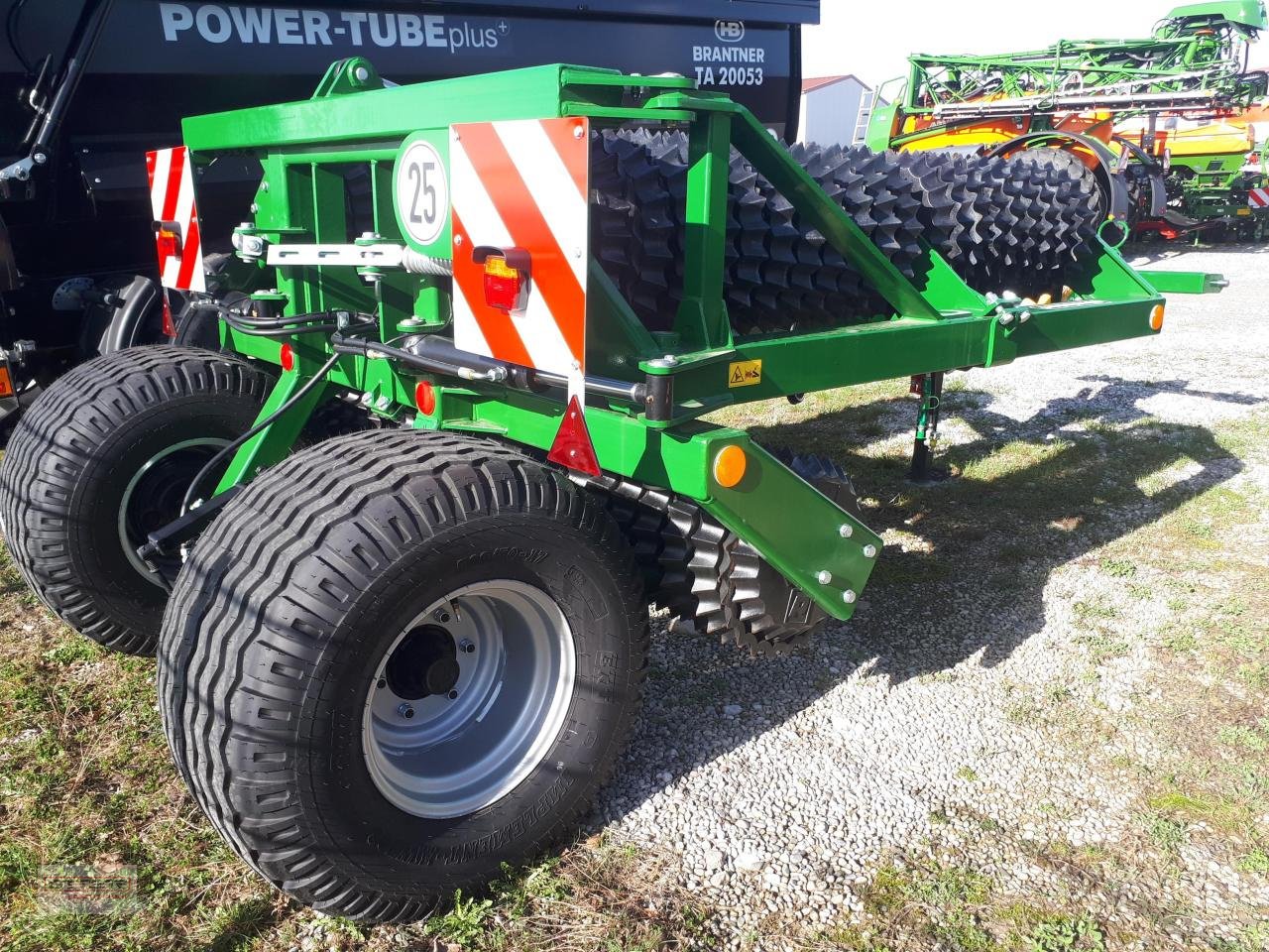 Walze van het type Düvelsdorf Terra Roller ECO 6,30m Kronenring, Neumaschine in Pähl (Foto 7)