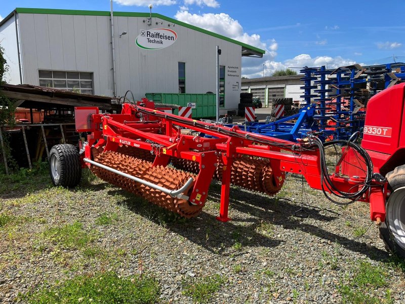 Walze van het type Güttler Mayor 640-3, Neumaschine in Korbach (Foto 1)