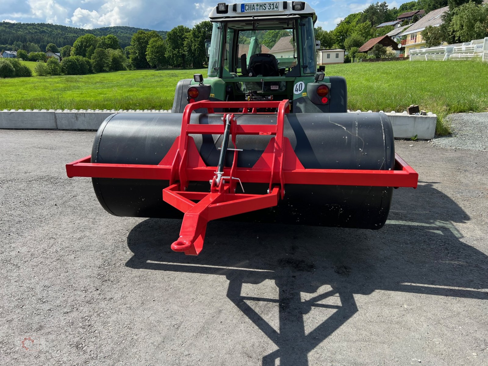 Walze Türe ait Jar-Met Wiesenwalze Silagewalze Fahrwerk Glattwalze, Neumaschine içinde Tiefenbach (resim 8)