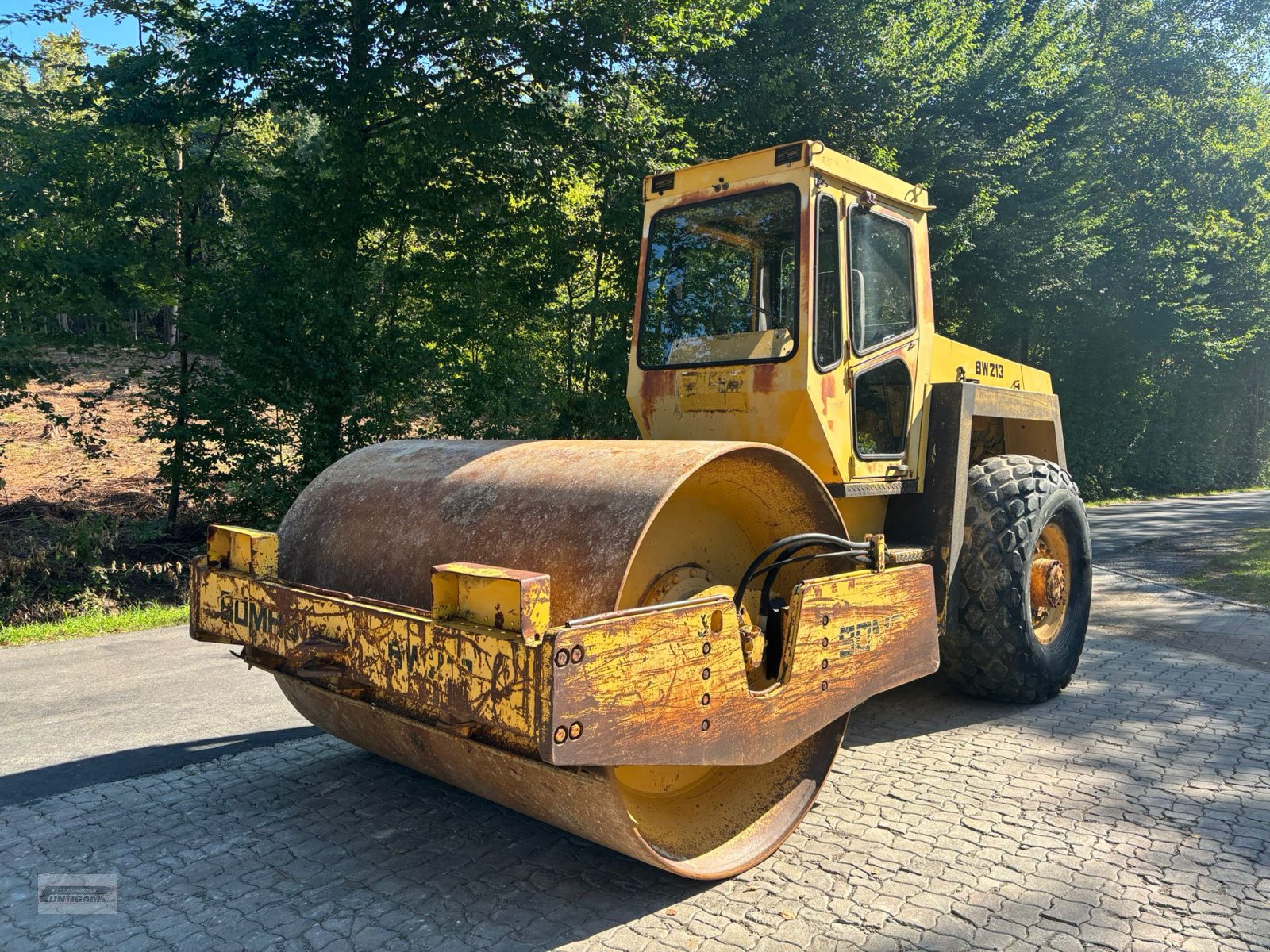 Walzenzug des Typs Bomag BW 213, Gebrauchtmaschine in Deutsch - Goritz (Bild 3)