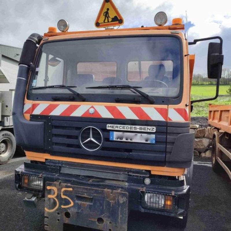 Wannenkipper van het type Mercedes 1824 4X4, Gebrauchtmaschine in Bourron Marlotte (Foto 7)