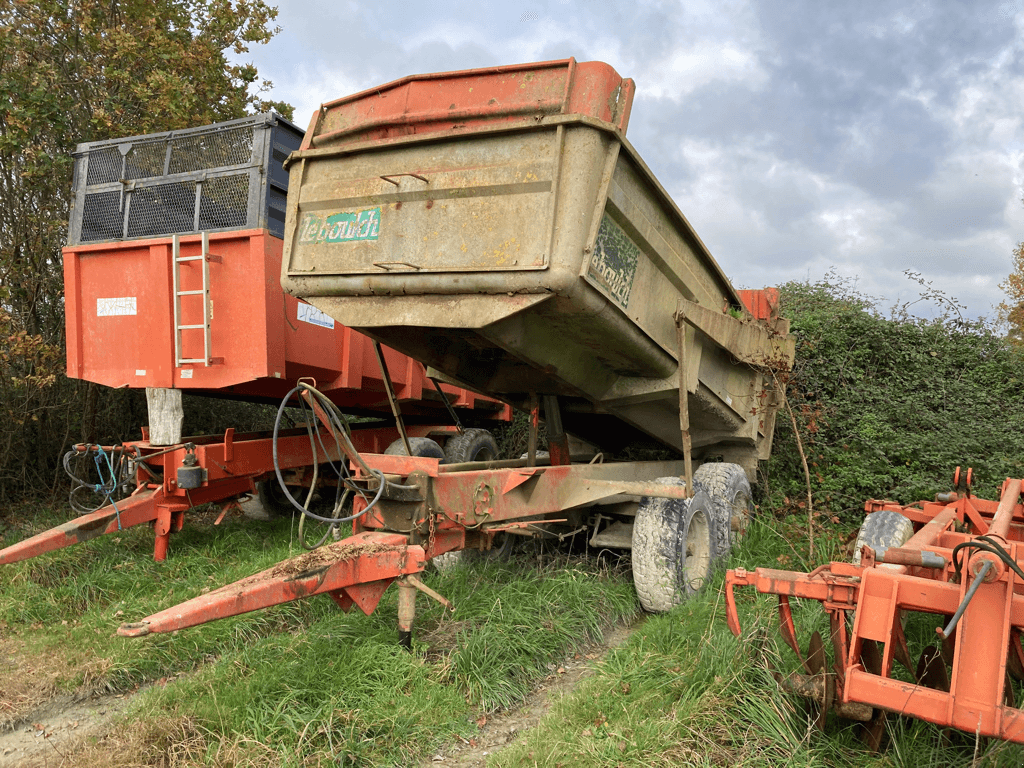 Wannenkipper du type Sonstige (4)ROUES, Gebrauchtmaschine en TREMEUR (Photo 2)