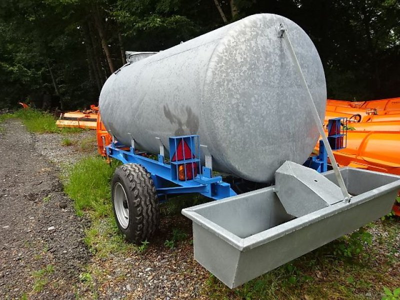 Wasserfass a típus Agro M 3000 Liter mit Tränkebecken und Fahrwerk, Neumaschine ekkor: Neureichenau (Kép 3)