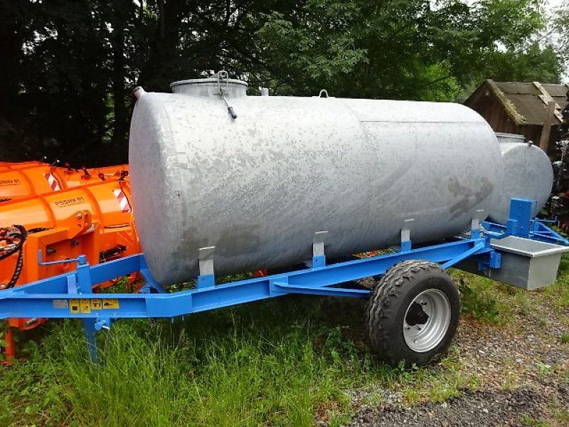 Wasserfass a típus Agro M 3000 Liter mit Tränkebecken und Fahrwerk, Neumaschine ekkor: Neureichenau (Kép 2)