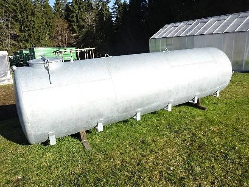 Wasserfass Türe ait Sonstige 5000 Liter Wasserfass, Neumaschine içinde Neureichenau (resim 11)