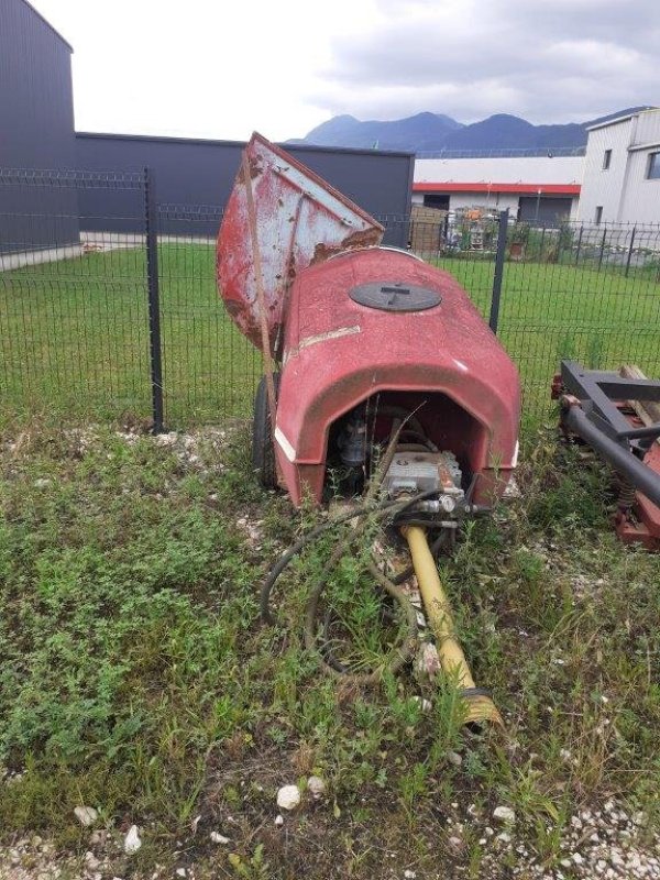 Weinbauspritze типа Fantini Atomiseur 1000 litres Fantini, Gebrauchtmaschine в ROYNAC (Фотография 4)